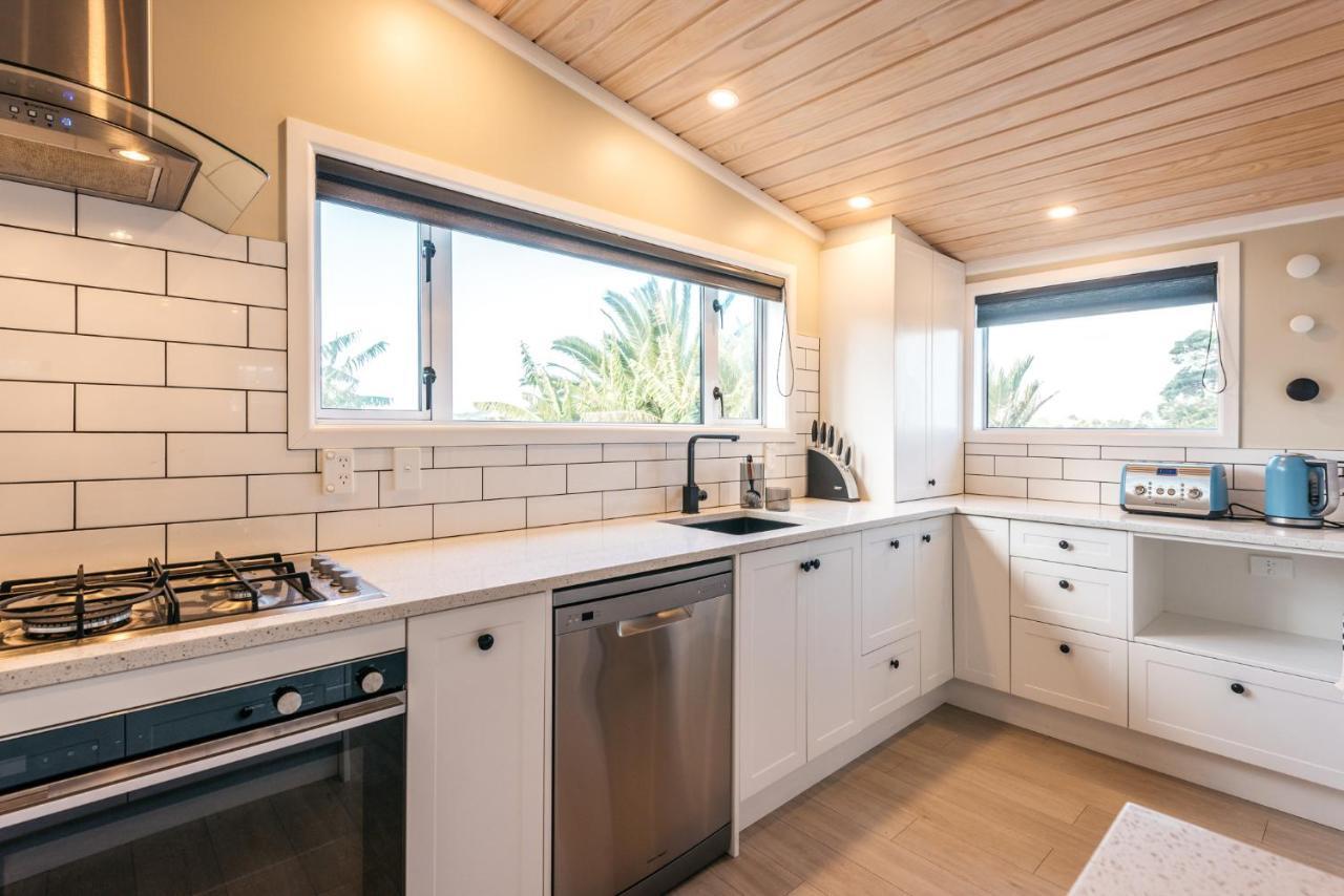 Pohutukawa Cottage, Waiheke Island Surfdale Esterno foto